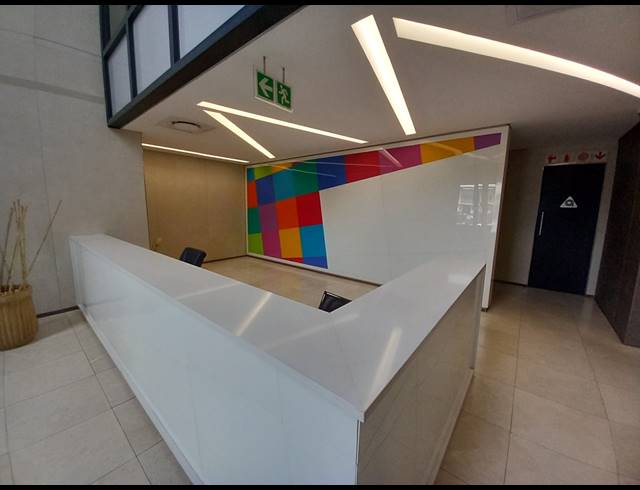 2,500M² OFFICE TO LET IN BRYANSTON
